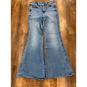 American Eagle Outfitters "Festival Flare" studded jean Sz 8